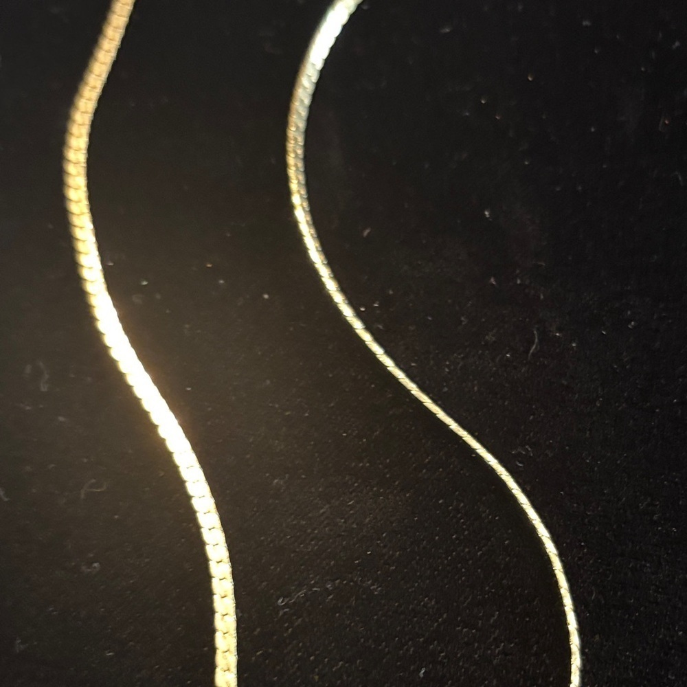 Madewell Shimmering Gold tone layering Necklace - Picture 3 of 4